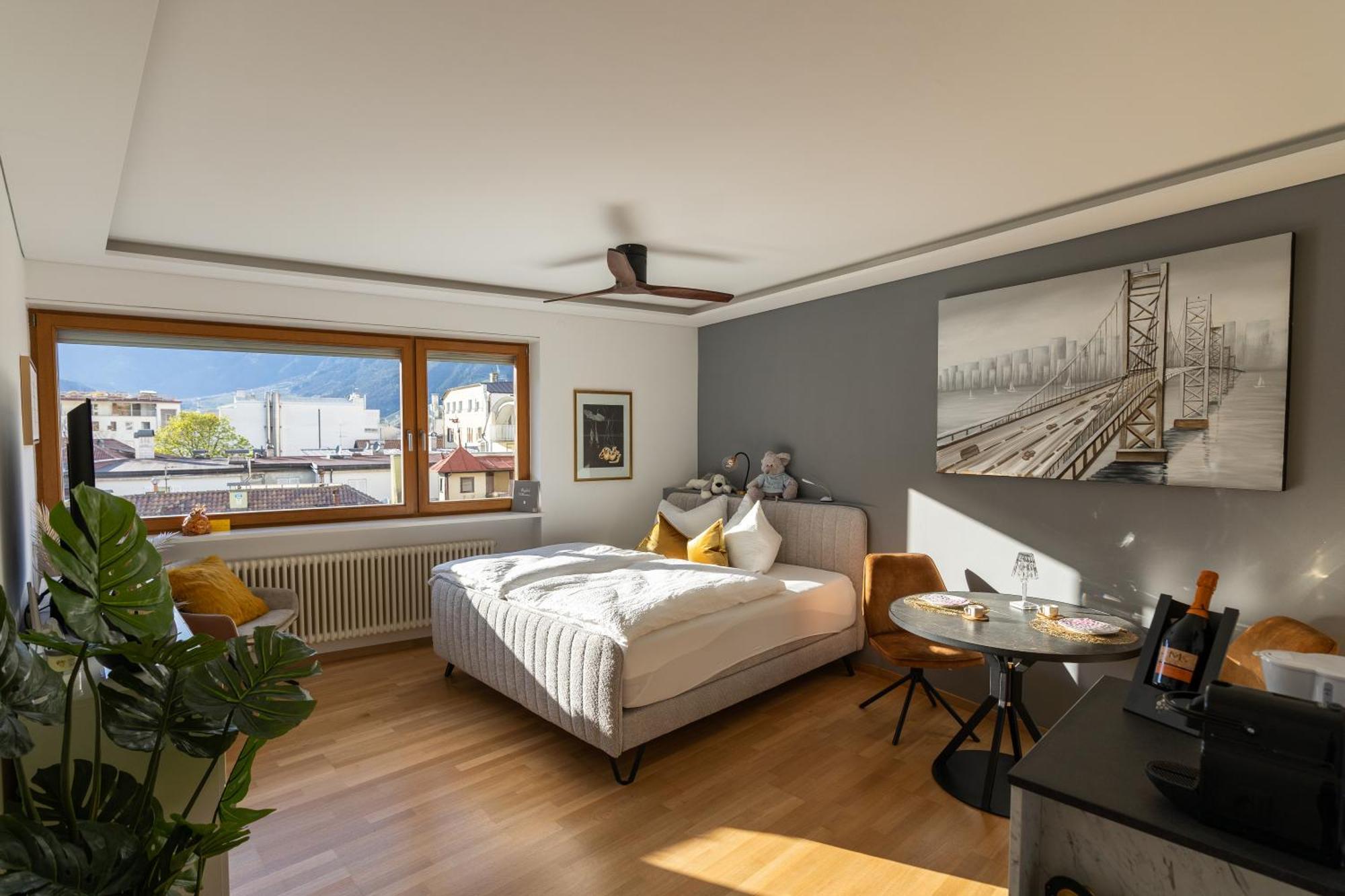 Apartamento Ausblick Kleinjuwel Mit Panoramablick + Garage Merano Exterior foto