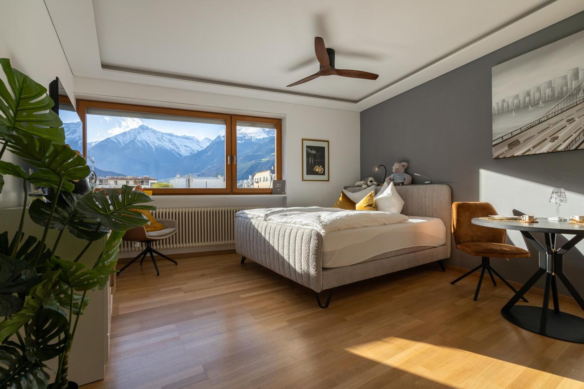 Apartamento Ausblick Kleinjuwel Mit Panoramablick + Garage Merano Exterior foto