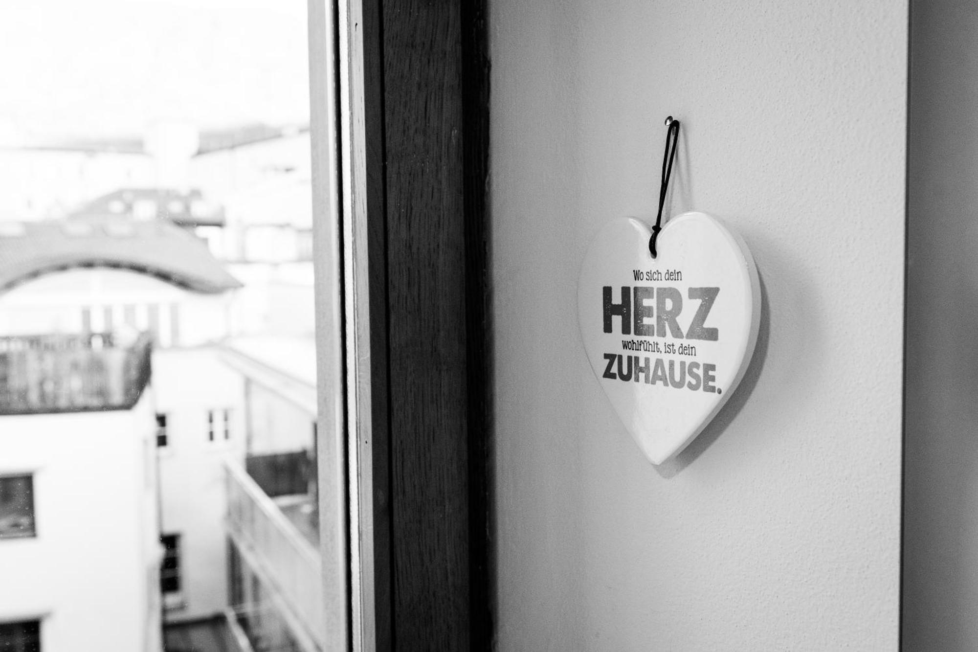 Apartamento Ausblick Kleinjuwel Mit Panoramablick + Garage Merano Exterior foto